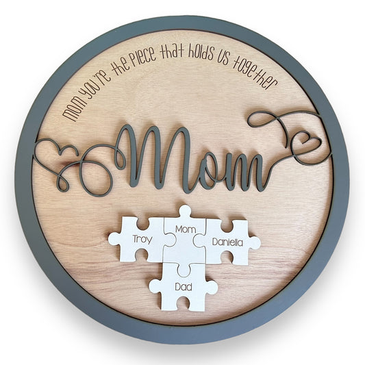 Mom puzzle sign