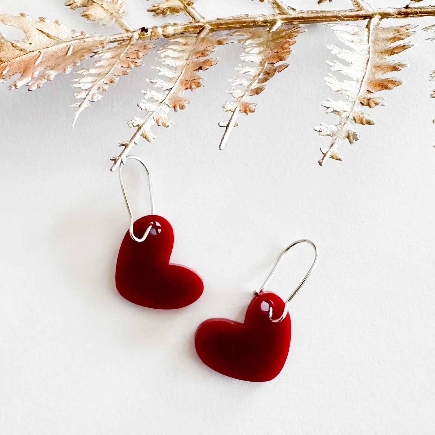 Hanging heart earrings